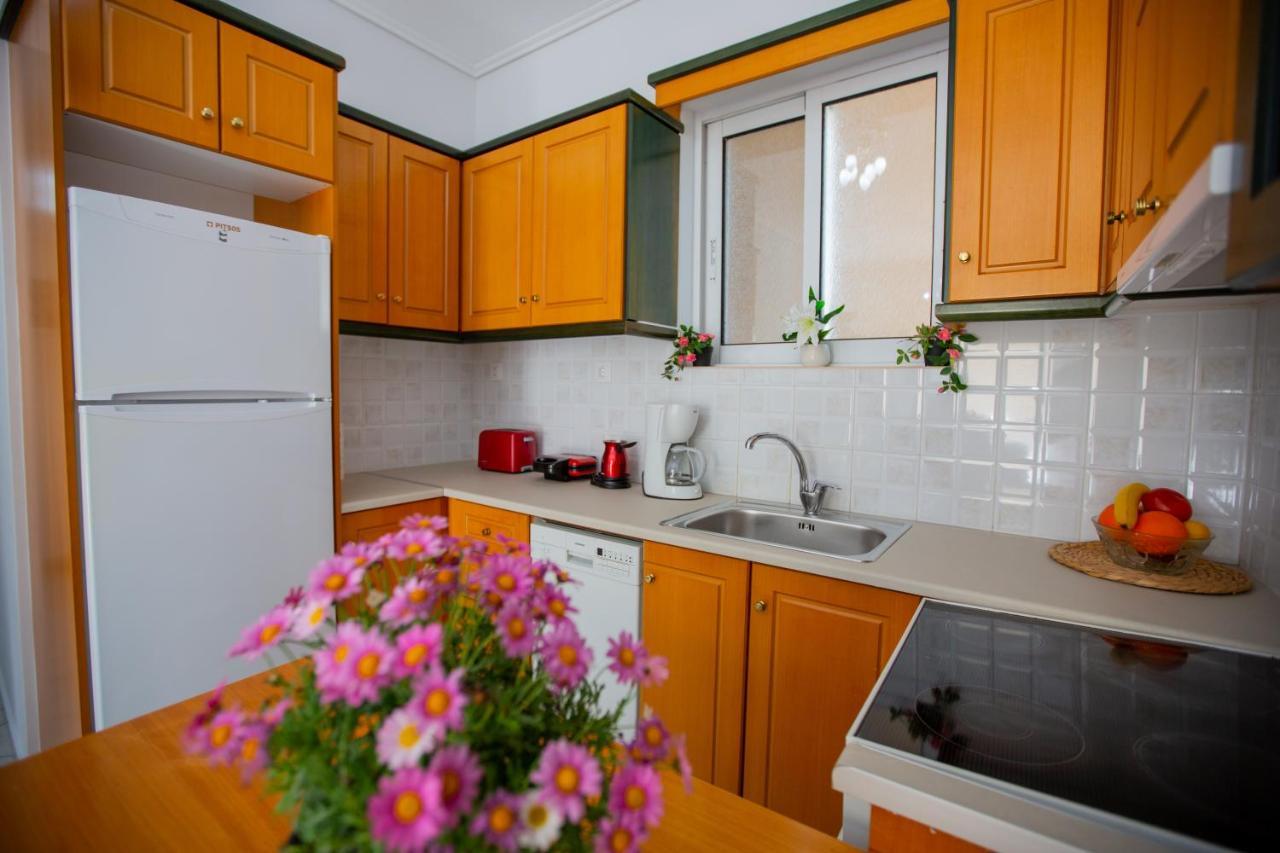 Poly'S Charming Home - City Center & Near The Beach 2Bedroom Apartment Nafpaktos Eksteriør billede